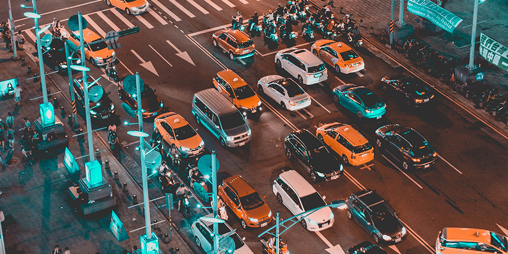 Emin Olduğum Şeyler Ve Kalbimin Trafik Problemi