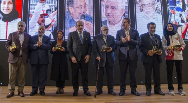 Mehmet Akif İnan Ödülleri sahiplerini buldu